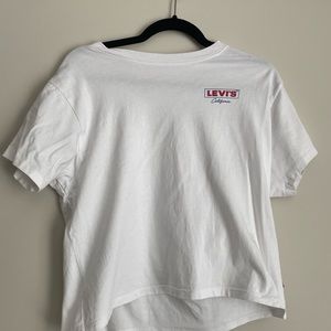 Levi’s White T-Shirt